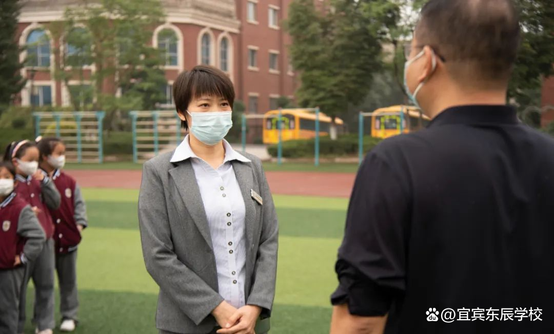 校車起火了，怎么辦？校車安全9步法……