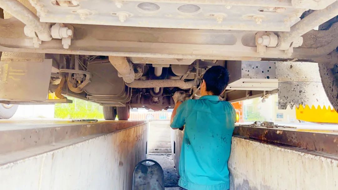 全面迎開學丨校車“大體檢” 擰緊“安全閥”
