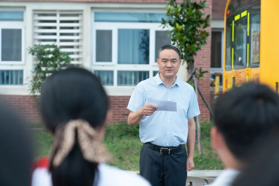 心系校車安全,筑牢平安防線 | 蘇外（港）成功舉行校車安全演練活動(dòng)