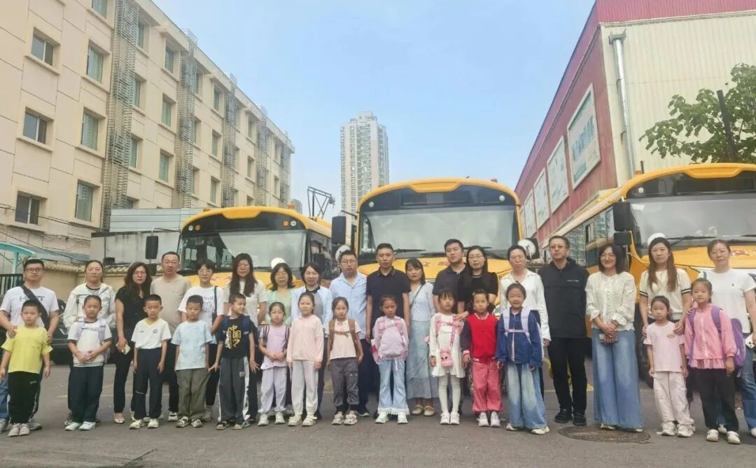 研究所安排專用校車 為職工子女上下學保駕護航