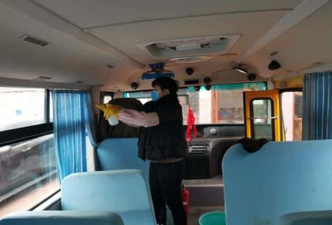 冷水灘：為校車安全打上“防疫針”