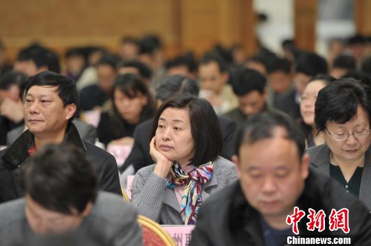 廣西要求加強校車管理 保障學(xué)生交通安全(圖)