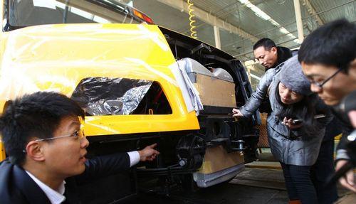 探秘中國“最牛”校車生產(chǎn)基地（圖）
