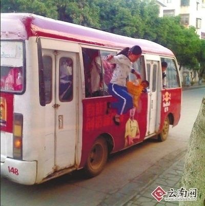 校車高標準Vs現實