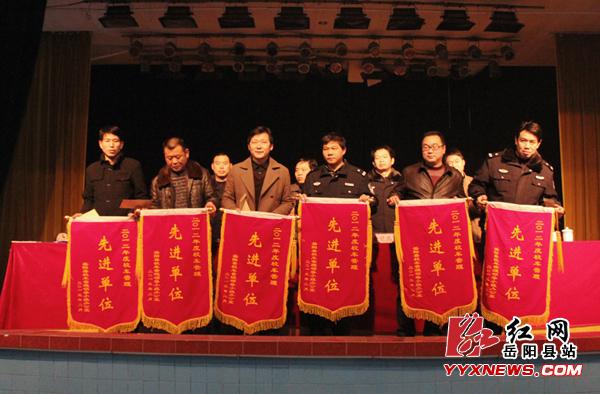 岳陽縣341臺校車去年“零事故”運(yùn)營