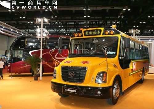 黃海展出的10.2校車