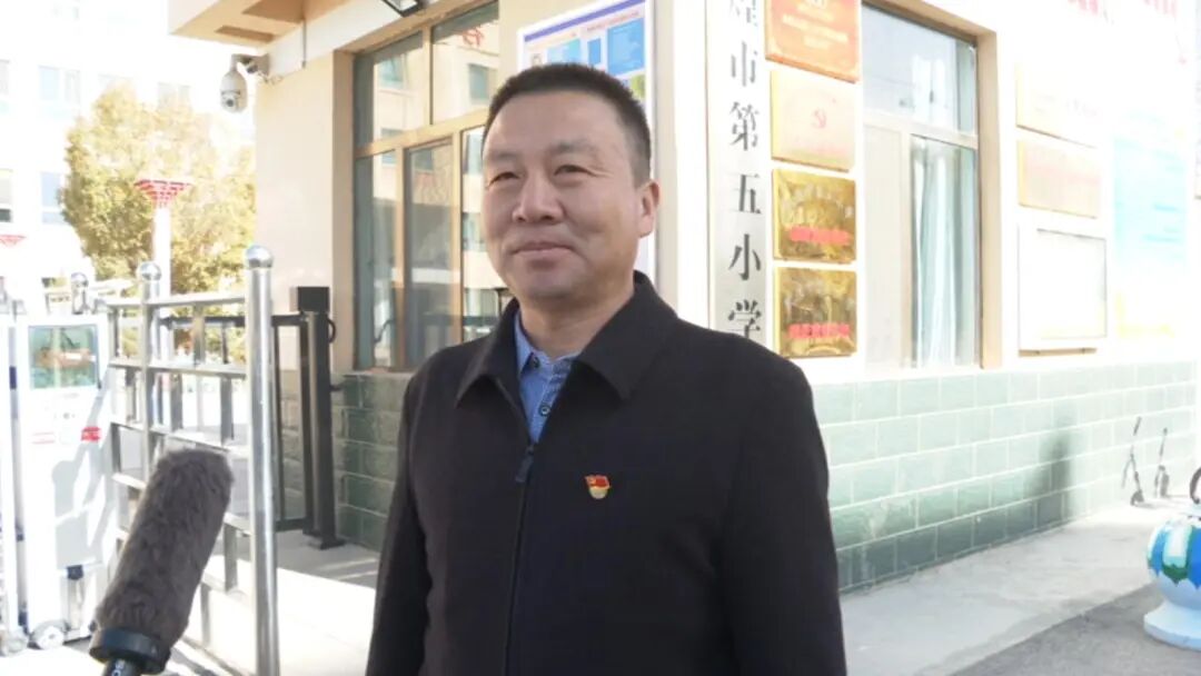 敦煌:校車擴容升級 教育惠民“加速” 敦煌:校車擴容升級 教育惠民“加速”