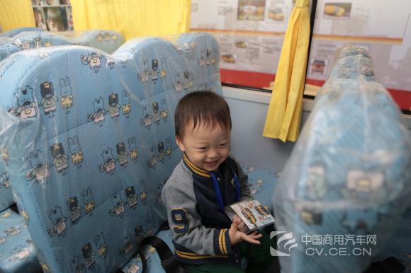 一汽校車:智在安全 踐責(zé)在心