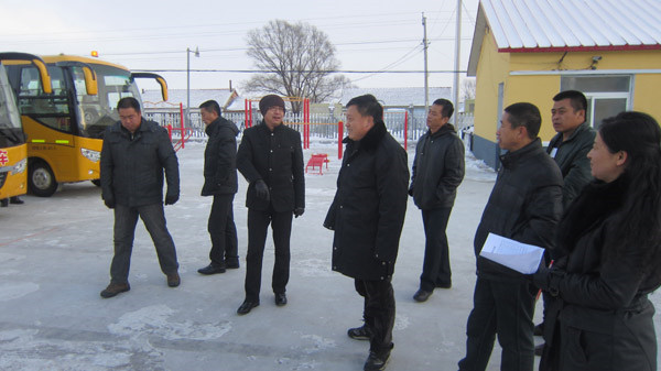 吉林東豐：紅石學校校車冬季安全檢查