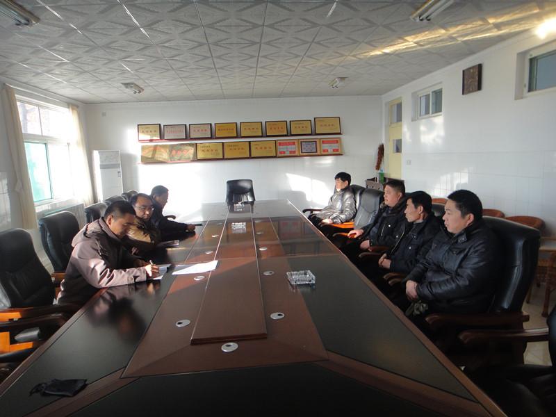 山東章丘：水寨鎮中心小學校車冬季安全專題會