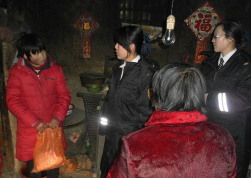 山東：校車上的故事：“愛心基金”讓暖意在校車上傳播