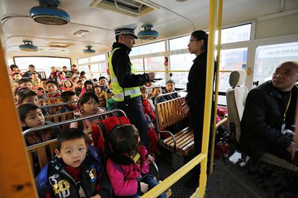 晉江開展校車專項(xiàng)整治活動(dòng)