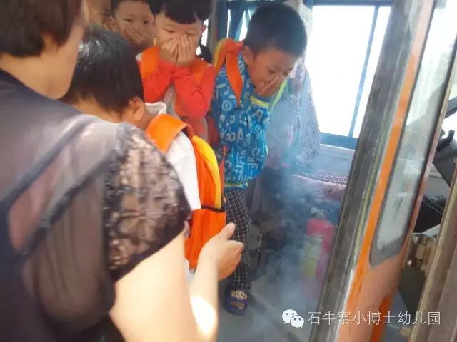 幼兒園校車該有的發(fā)展方向——組織校車安全應急演練