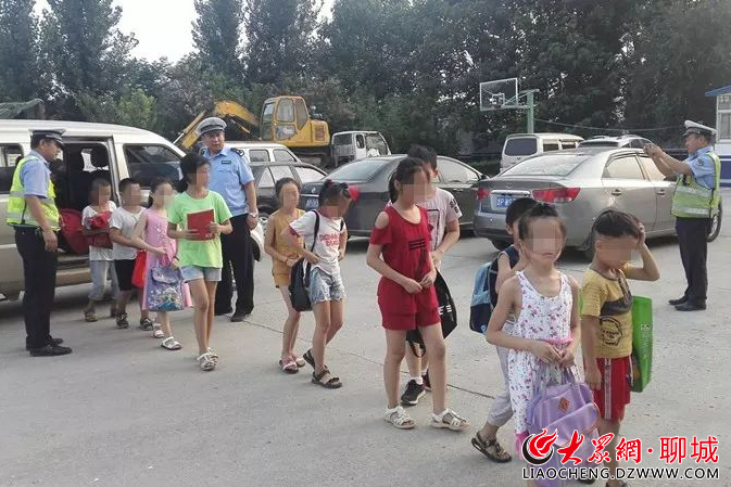 莘縣一核載7人實載16名小學生的“黑校車”被查處