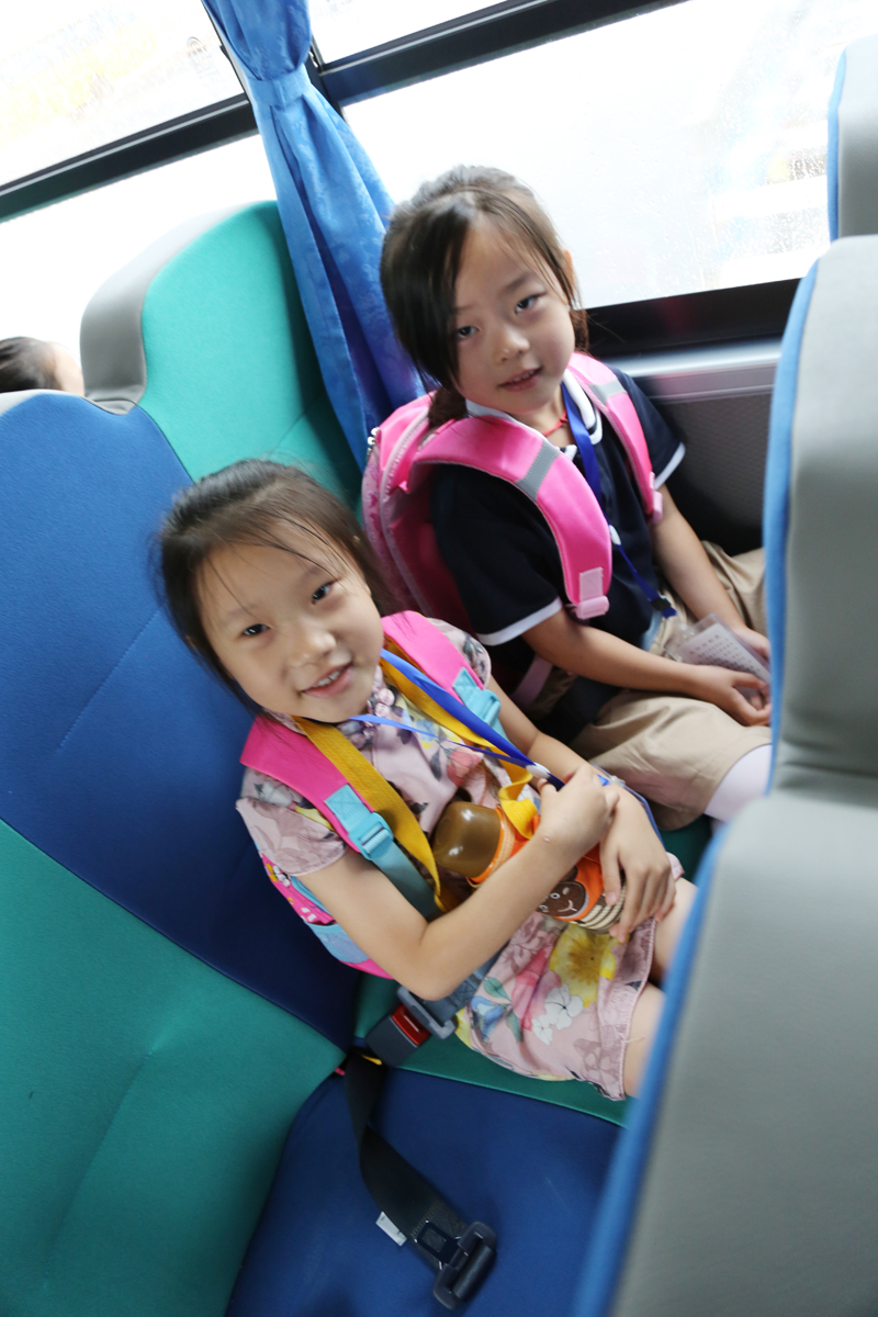 江蘇連云港贛榆區(qū)：學(xué)生今日起坐上專用校車