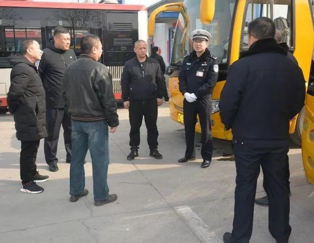 加強(qiáng)校車管理 淄博高新區(qū)召開校車管理工作現(xiàn)場會(huì)