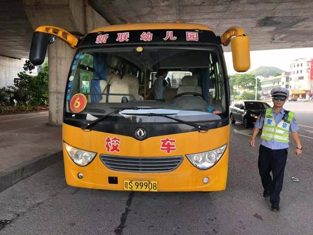 東莞交警開(kāi)展集中整治重點(diǎn)車(chē)輛交通違法行為專(zhuān)項(xiàng)攻堅(jiān)行動(dòng)