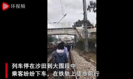 “他們想讓香港癱瘓！”暴徒對市民淋潑易燃液體、朝校車前扔汽油彈……