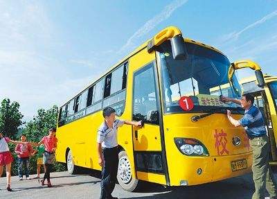 湖南省的祁陽縣整治校車頑疾 護航學生安全 湖南省的祁陽縣整治校車頑疾 護航學生安全