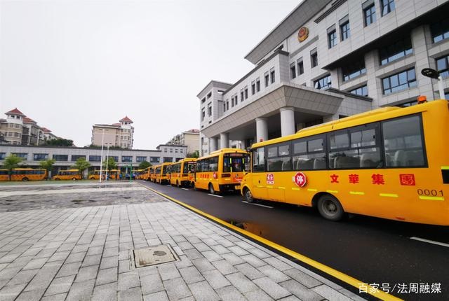 常德交警柳葉湖大隊(duì)：開學(xué)前校車安全大檢查筑牢學(xué)生出行平安路