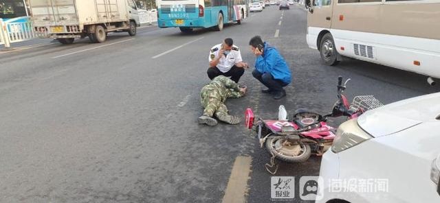 最美校車司機 | 路遇車禍！校車司機伸援手