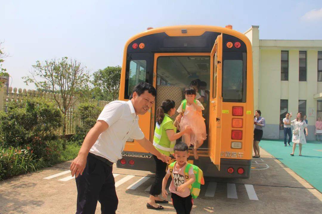 長沙：給校車上一把安全鎖！岳麓區(qū)全力護航學生上學路