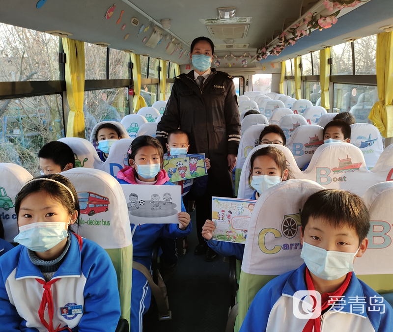 回顧足球歷史 了解體育文化|城運控股交運溫馨校車開展“世界足球日”主題流動課堂
