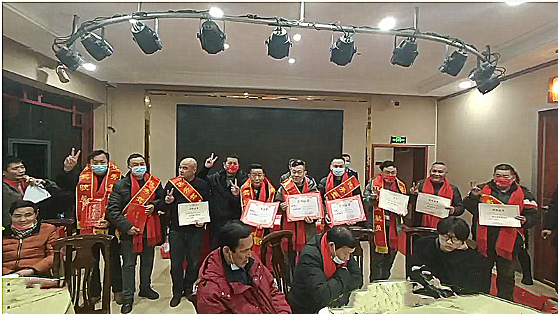 安全初心兩不忘：鄂州大興校車(chē)公司表彰會(huì)議“變身”安全課堂