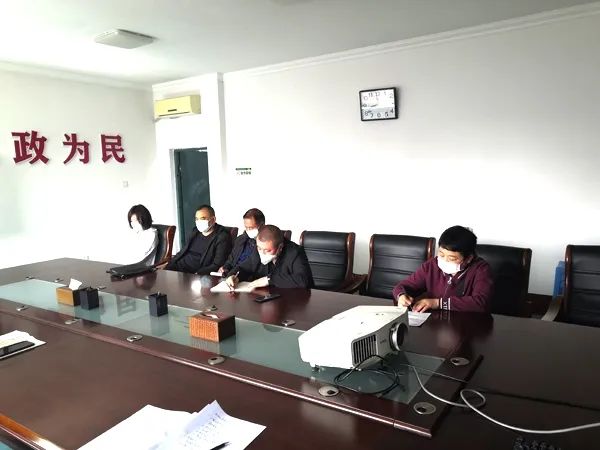 七進宣傳 |梅河口市公安局交警大隊聯合市教育局召開校車安全管理工作會議