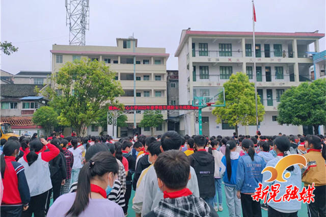波洲鎮中心小學開展校車消防安全疏散演練