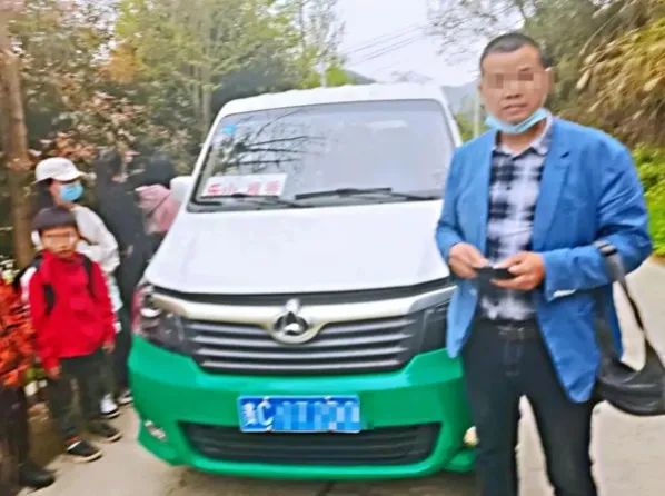 宣判！客運車輛、“黑校車”駕駛?cè)私砸蜃隽恕蚍侵芜`