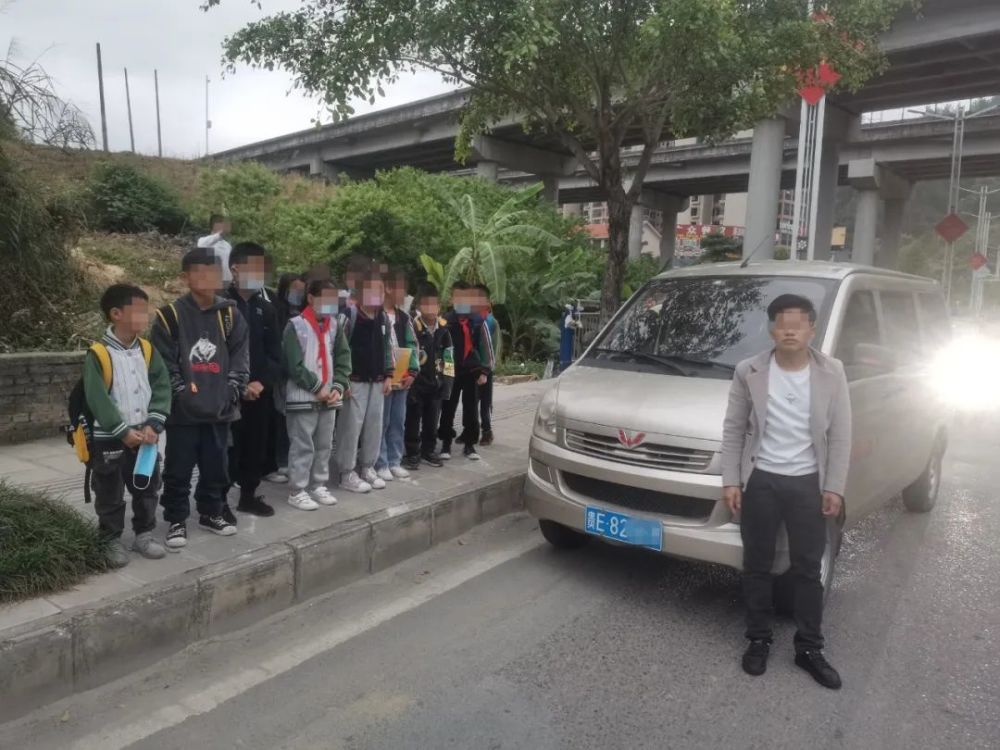 宣判！客運車輛、“黑校車”駕駛?cè)私砸蜃隽恕蚍侵芜`