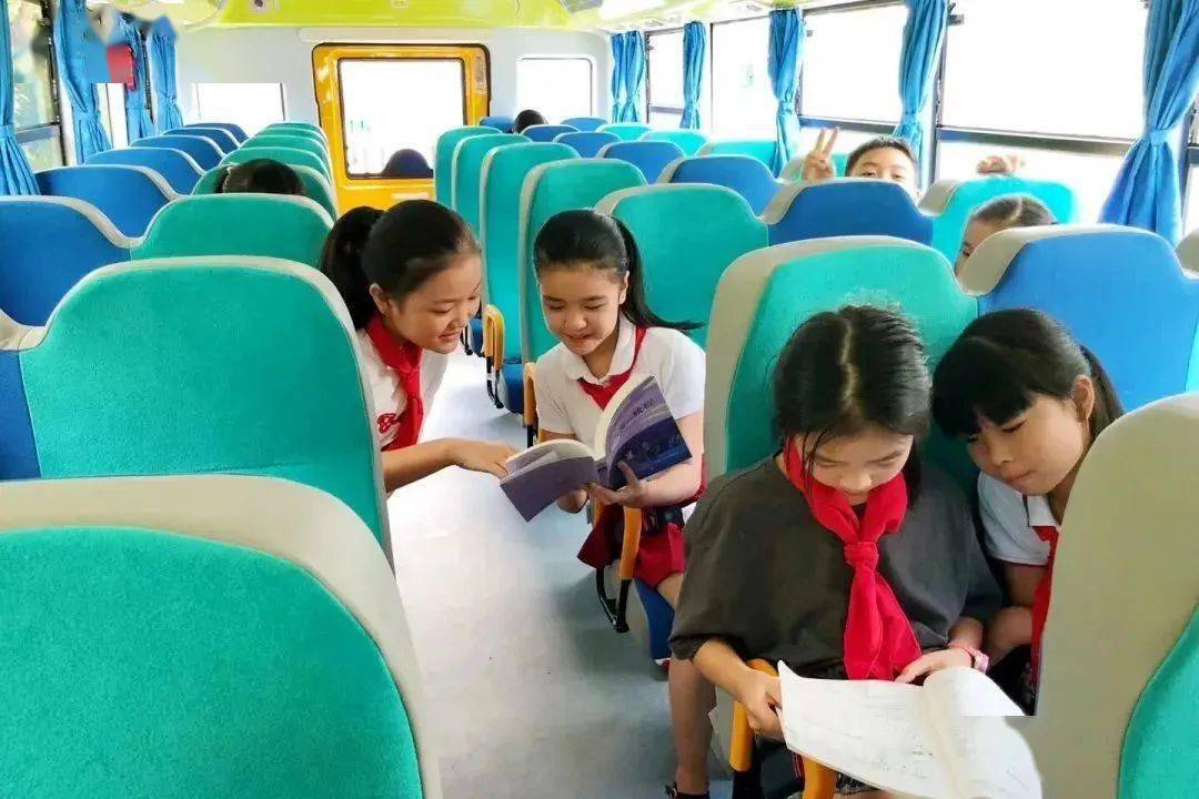 兒童友好|童心童行共享美好，校車提質(zhì)擴面運行，助力兒童友好城區(qū)建設(shè)！