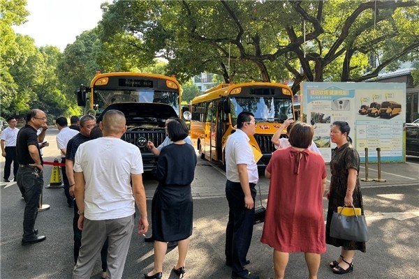 一起向未來丨歐輝校車筑夢護航，助力華東區(qū)域孩童健康出行