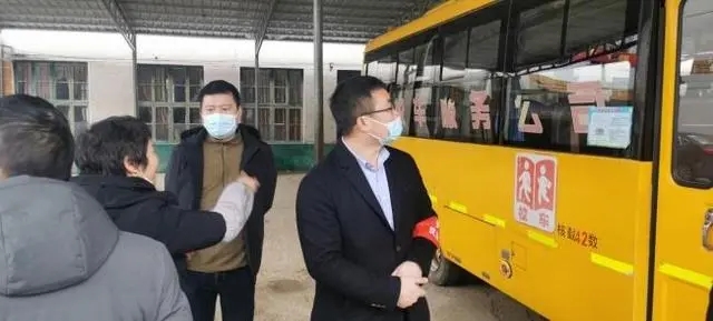 蘆洪市鎮：開展校車安全聯合專項檢查 筑牢校園平安路