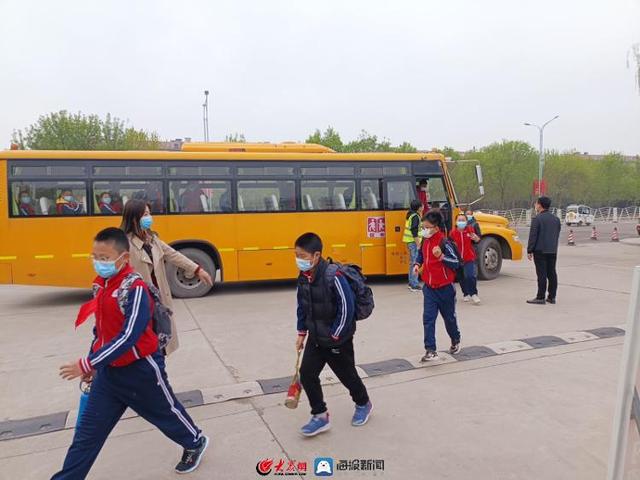 濰坊濱海一中：規(guī)范校車安全管理，保障學生健康安全