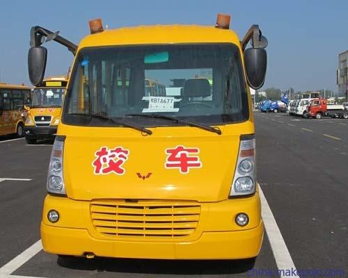 網上評論中國最安全，但為什么學生上下學家長還要接送？