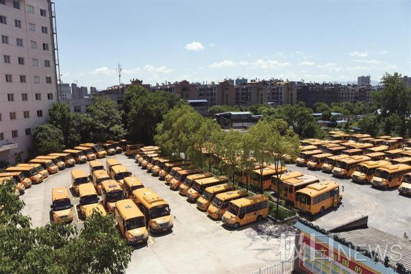 1.2萬名學(xué)生有了安心上學(xué)路：崇陽打造湖北首個(gè)智慧校車平臺