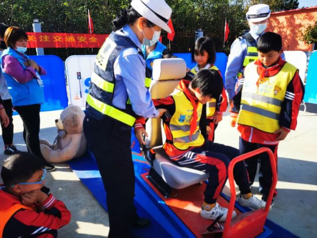 美麗鄉村行 | 關注交通安全 呵護兒童成長 保定公安交警攜手壹基金舉辦兒童交通安全公益行活動！