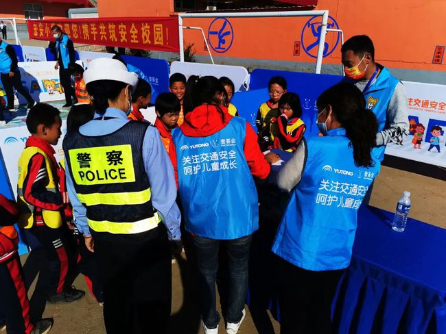 美麗鄉村行 | 關注交通安全 呵護兒童成長 保定公安交警攜手壹基金舉辦兒童交通安全公益行活動！