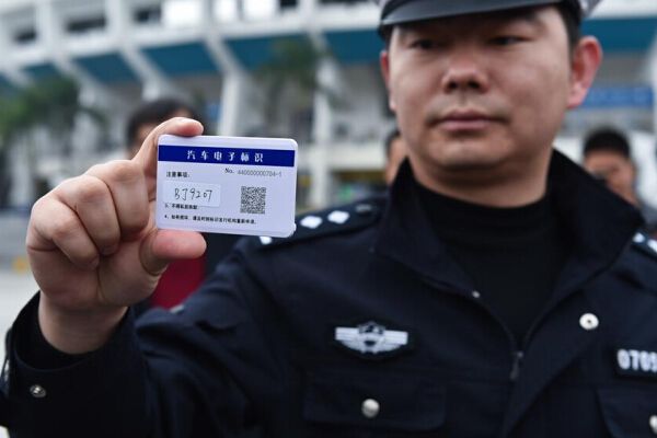 深圳新區153輛校車有了“新身份”