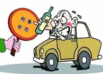 全市首例非法校車超載危險(xiǎn)駕駛案開庭，鄭其文檢察長出庭公訴