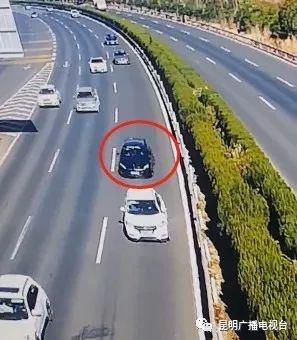 昆石高速公路倒車致7人受傷4車受損，只罰400元扣18分？