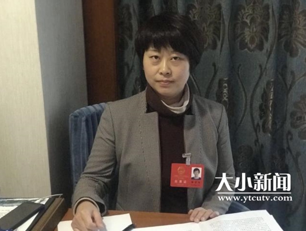 住煙省人大代表楊學麗：推行接駁校車，緩解交通擁堵
