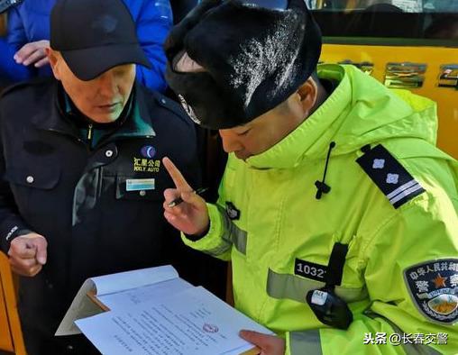 強化校車檢查，筑牢安全防線，“校車安全”這根弦堅決不能松！