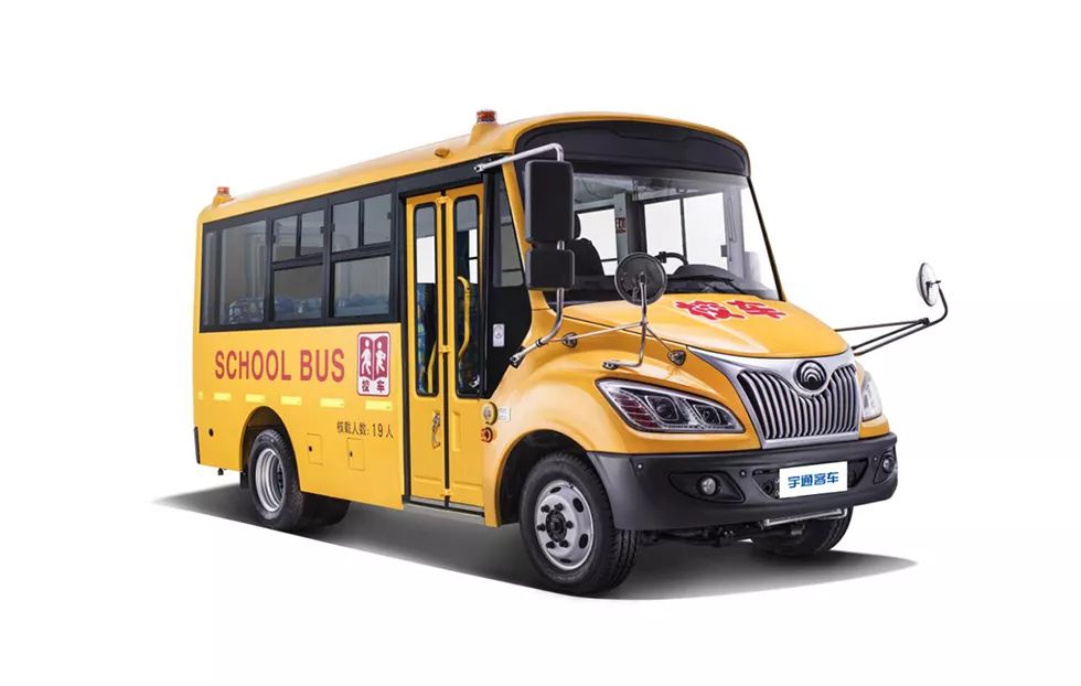 校車線上特惠購(gòu)，油卡、車模禮不停！