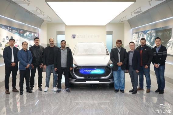 中東最大校車訂單花落誰家？186臺上汽MAXUS V80校車交付阿聯(lián)酋