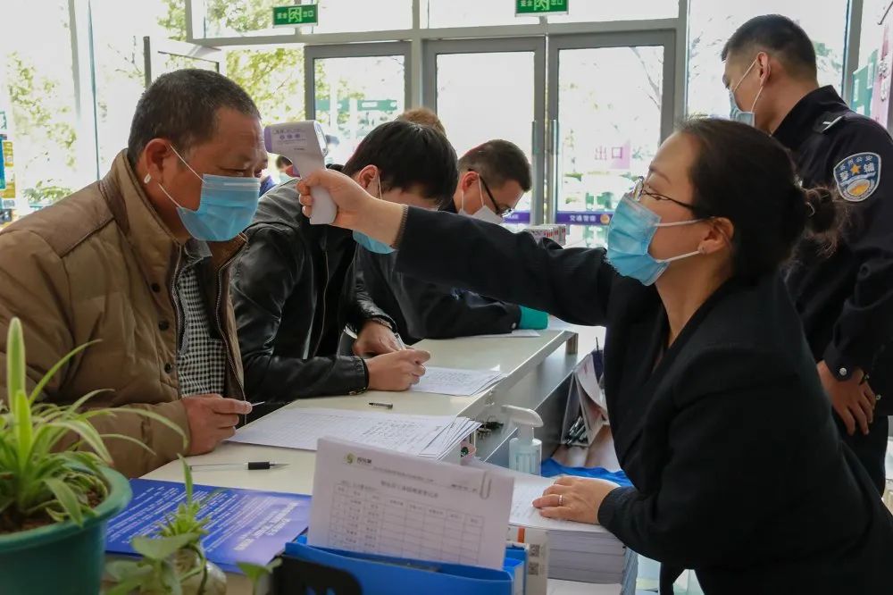 園區警方啟動重點運輸企業及校車駕駛人現場審驗教育學習專場服務