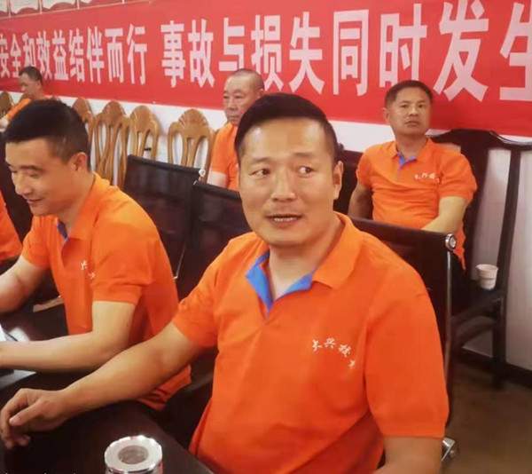 湖北：關注校車安全，鄂州大興校車一直在行動
