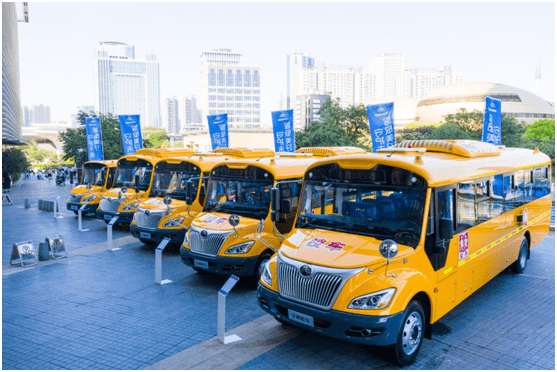專(zhuān)業(yè)化運(yùn)營(yíng) 智慧車(chē)護(hù)航——探訪(fǎng)縣級(jí)校車(chē)運(yùn)營(yíng)的漢壽模式